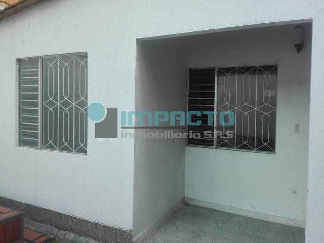 SE ARRIENCA CASA COMERCIAL EN SANTA GEMA PARA COD 11147 ZZ