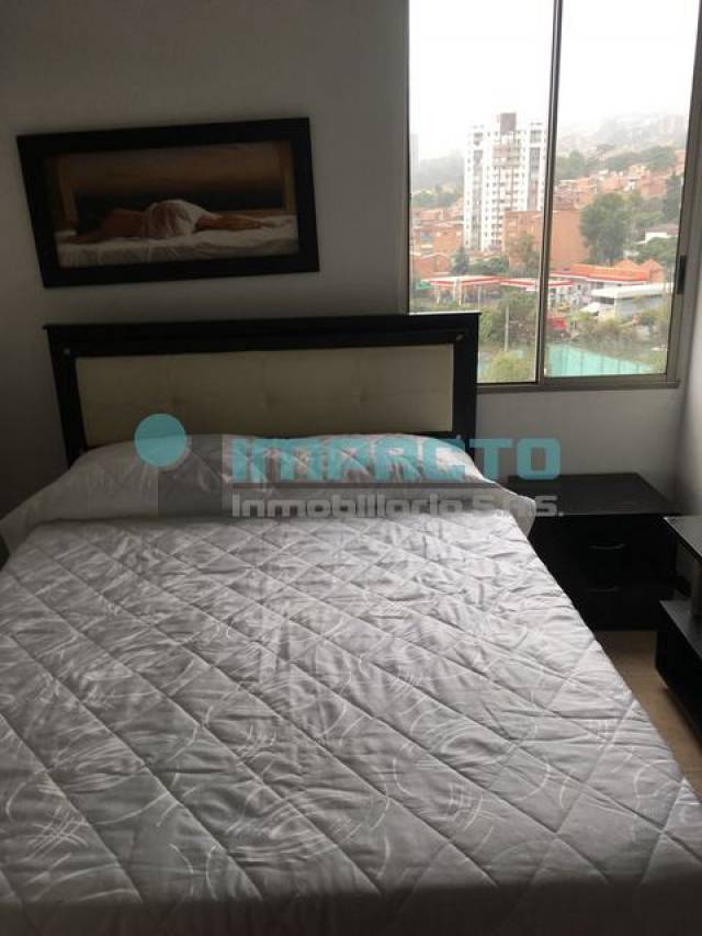 APARTAMENTO AMOBLADO EN ROBLEDO COD 20237