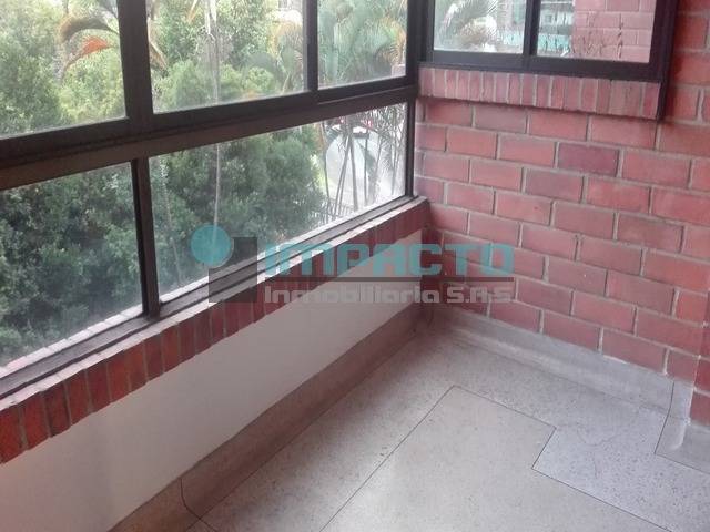 SE ARRIENDA APARTAMENTO EN CASTROPOL COD 11182 O