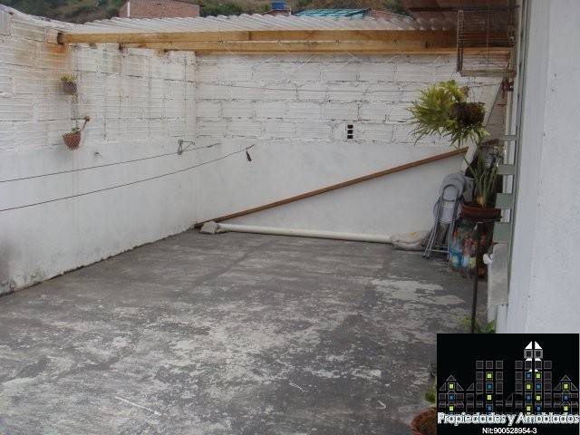 CASA EN VENTA EN BELLO CÓDIGO 13248