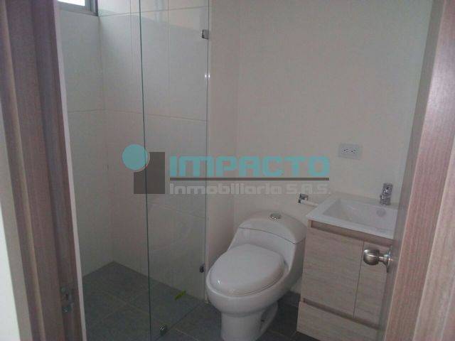 SE ARRIENDA LINDO APARTAMENEO EN CALASANZ COD 11165 EE