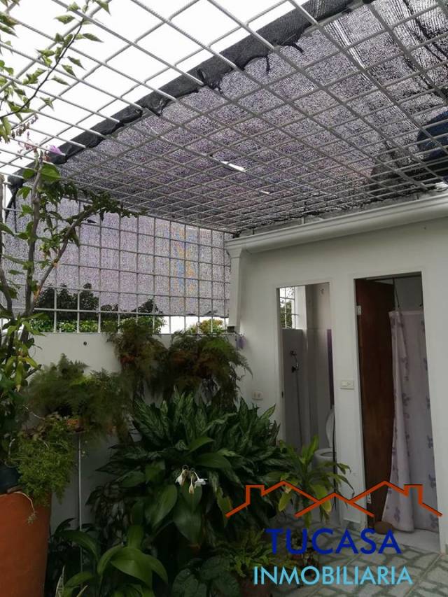 Casa en venta en Girardot, un nivel, económica