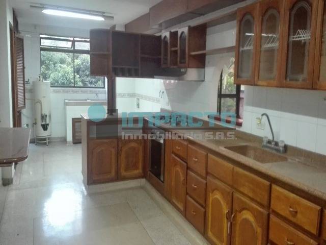 SE ARRIENDA APARTAMENTO EN CASTROPOL COD 11182 ASS