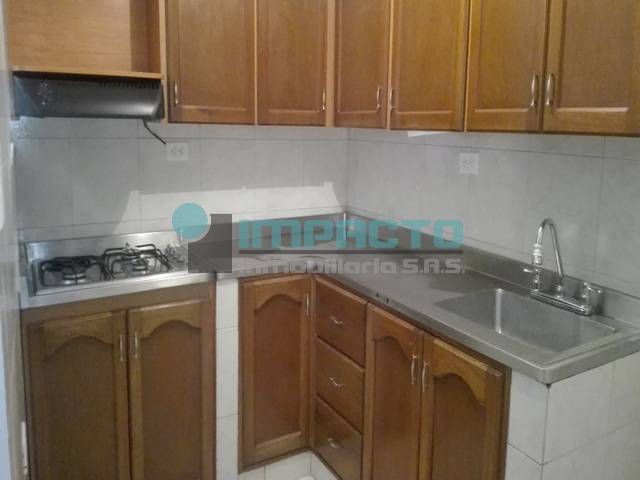 SE ARRIENDA APARTAMENTO EN VILLA HERMOSA COD 11206 kkk