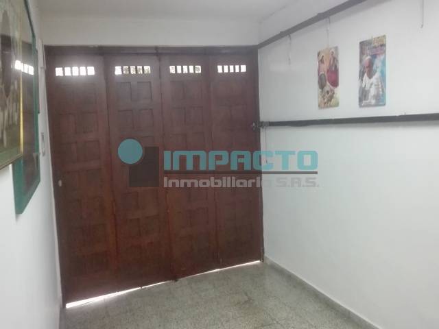 SE ARRIENDA CASA EN LA FLORESTA COD 11244 bb