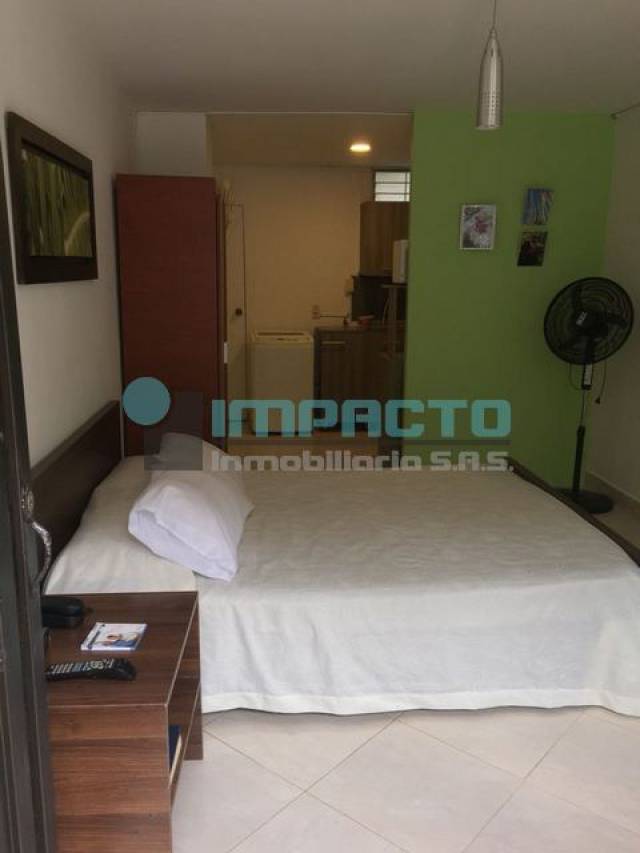 APARTAMENTO AMOBLADO EN LAURELES COD 20273