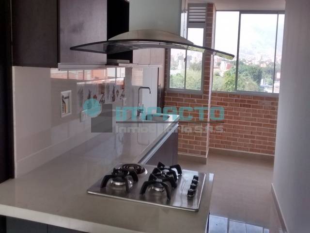 SE ARRIENDA APARTAMENTO EN LOS CONQUISTADORES COD. 10760 JJ