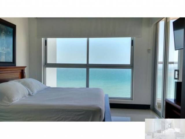 APARTAMENTO EN ARRIENDO FRENTE A LAS PLAYAS DE CARTAGENA