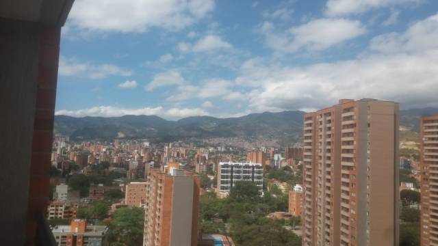 Apartamento en venta en Los Colores-Medellín-Antioquia