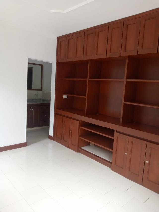 Apartamento en Unidad Residencial Puerta de Hierro