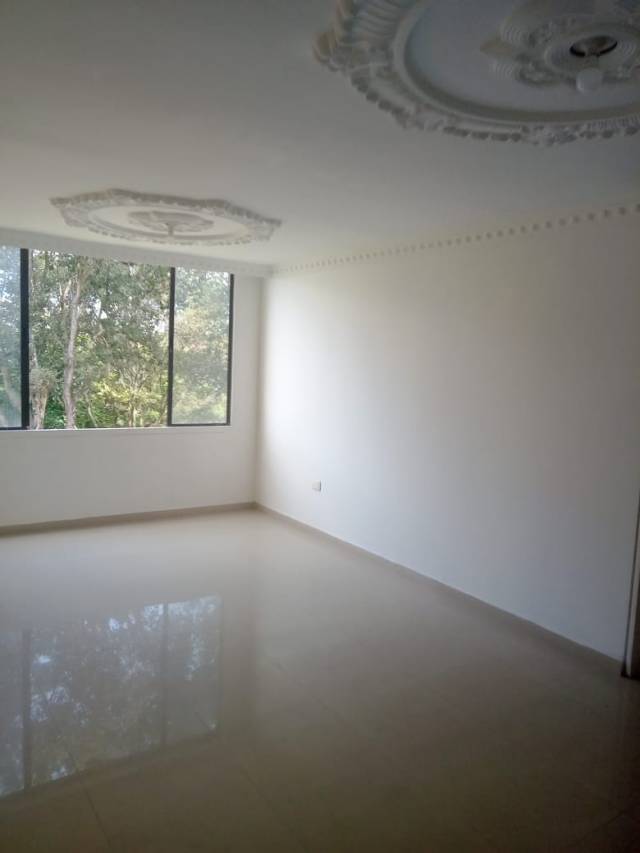 Apartamento en Conjunto Cerrado paralela al Bosque Cañaveral