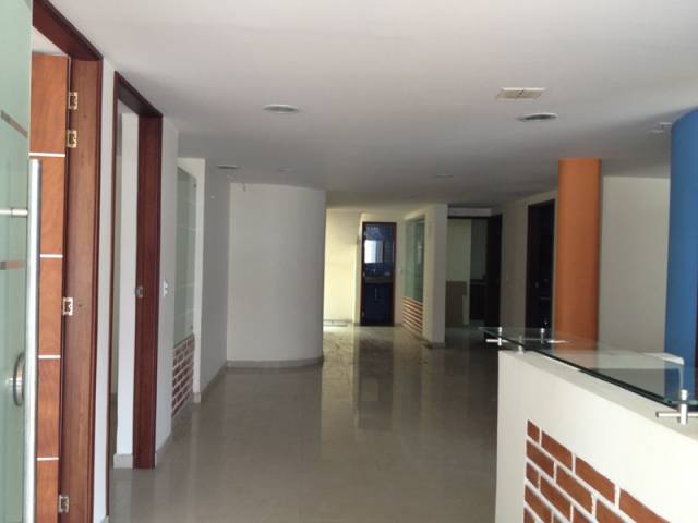 ARRIENDO EXCELENTE LOCAL COMERCIAL