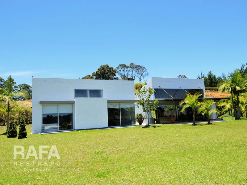 Casa en Venta, El Carmen de Viboral, Quirama, Unidad Cerrada, 4 Habitaciones