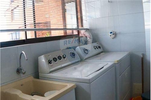 Vendo Apartamento de 286,5 mts2, Rosales, Bogota