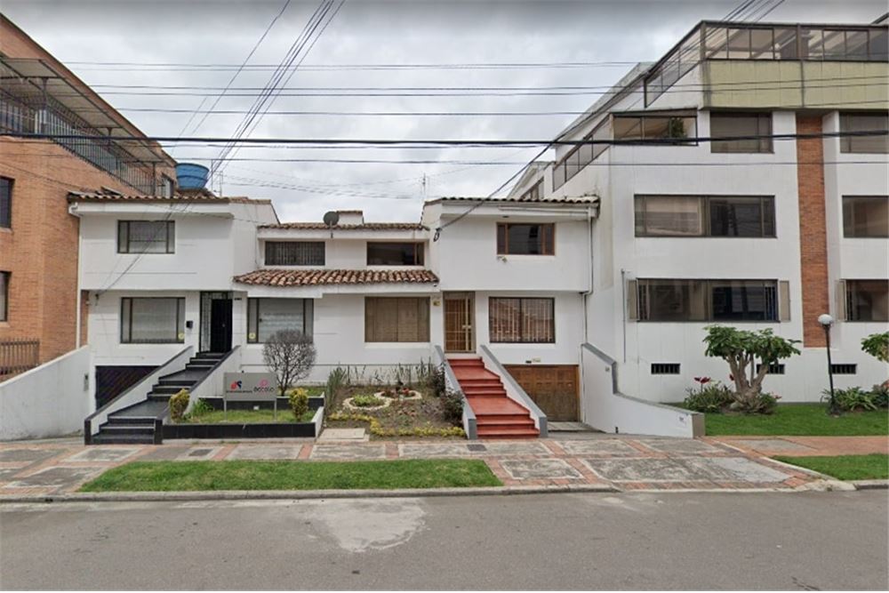 Vende Casa  Santa Bárbara ,oficina o reciendencial