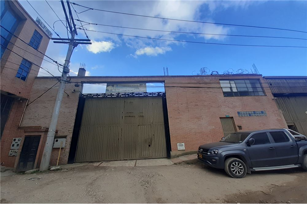 VENDO LOTE MOSQUERA  940MTS²- CON EDIF. CONSTRUIDO