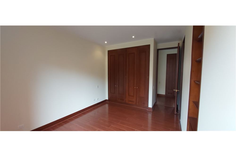 Venta / Arriendo  Apartamento - Santa Barbara Alta