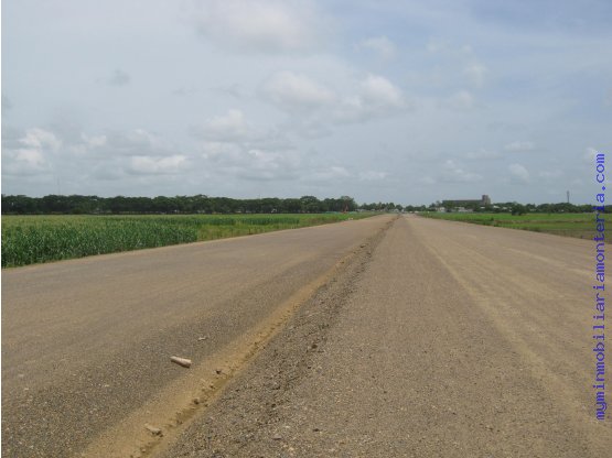 FINCA NORTE A 5 MINUTOS DE MONTERIA