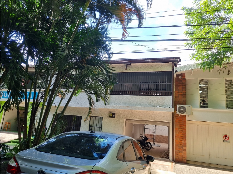 Arriendo Casa Oficina Laureles Medellin