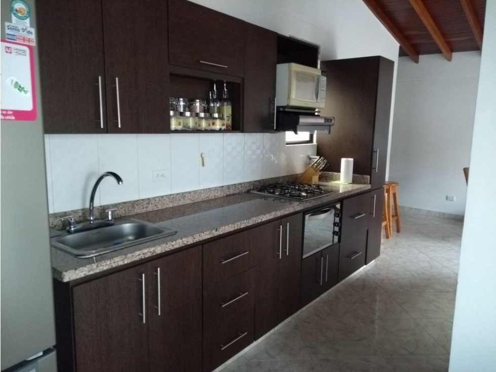 Venta de Apartamento en Calle Larga, Sabaneta, Antioquia