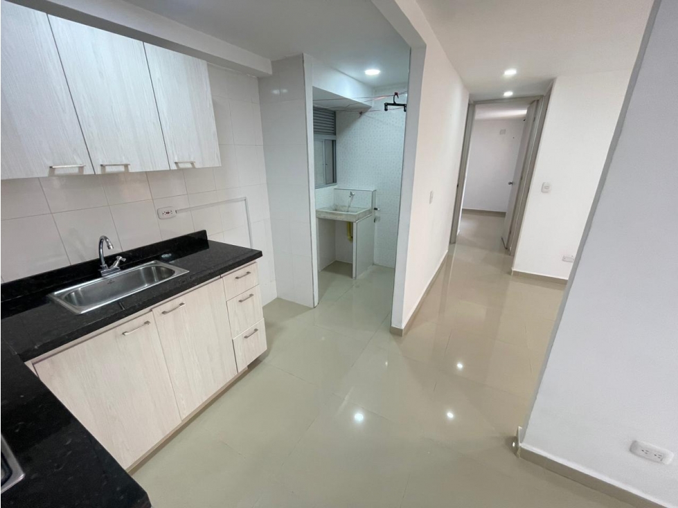 SE VENDE APARTAMENTO ALAMEDA DEL RIO SEGUNDO PISO