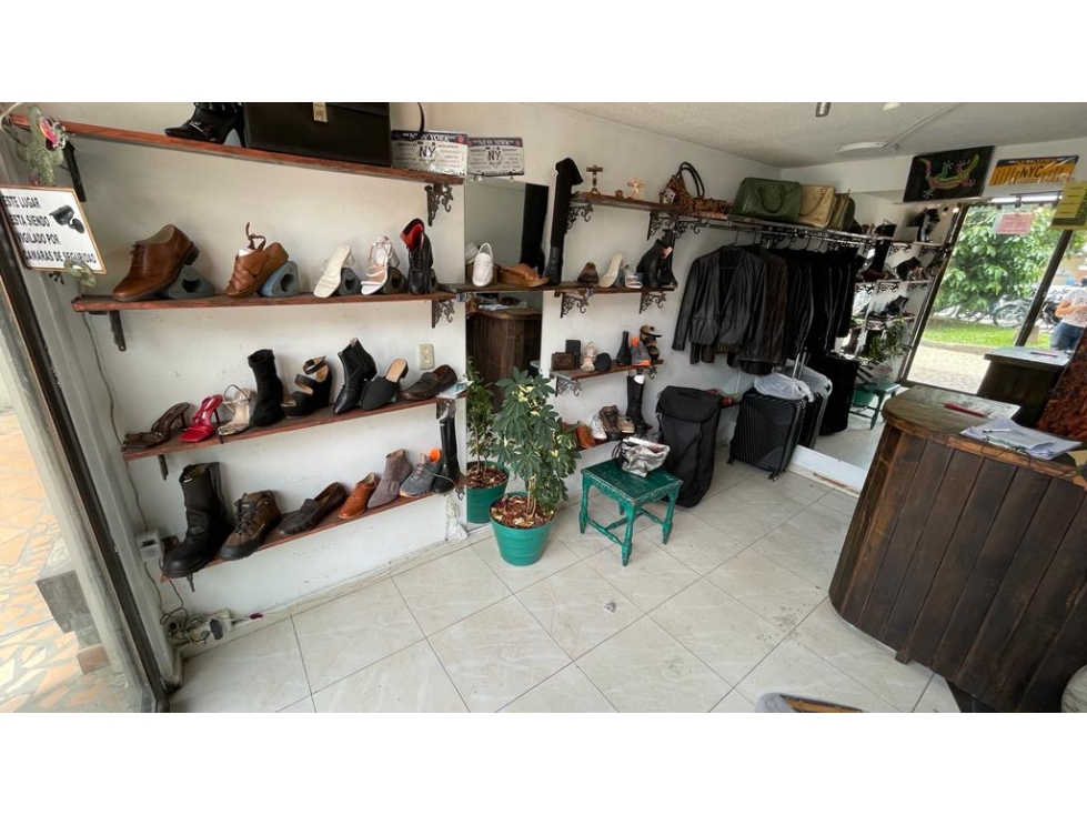 LOCAL CON RENTA EN VENTA EN PINARES PEREIRA