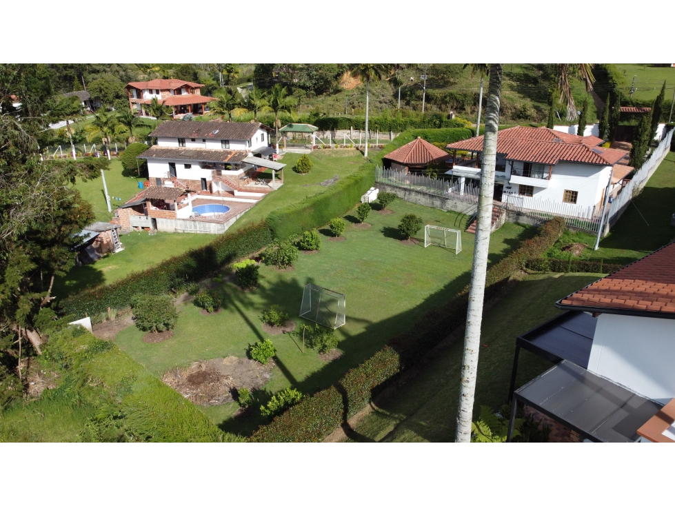 VENTA FINCA 1700mts2, 425 construidos Carmen de Viboral