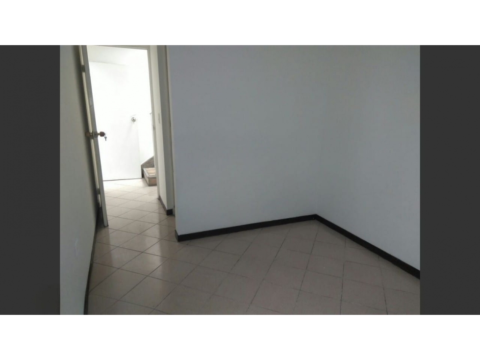 APARTAMENTO EN SIMÓN BOLÍVAR