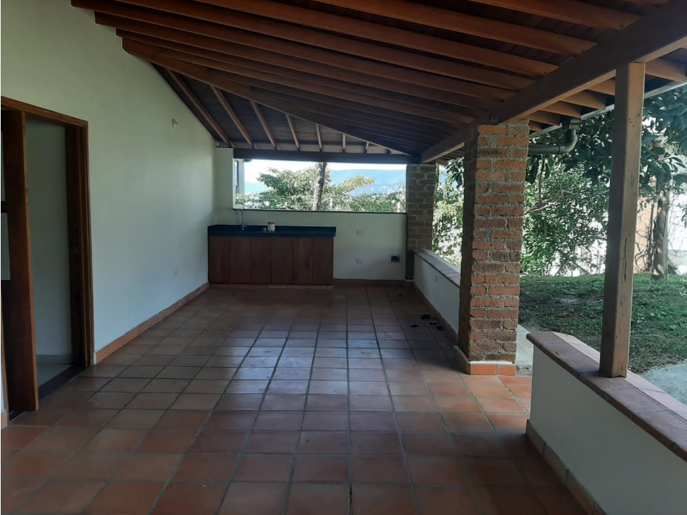 Casa en Arriendo en Envigado Sector La Mina