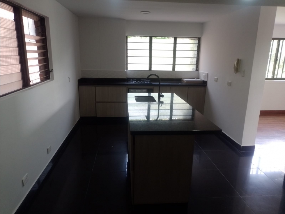 Apartamento en Arriendo en Medellín Sector Poblado