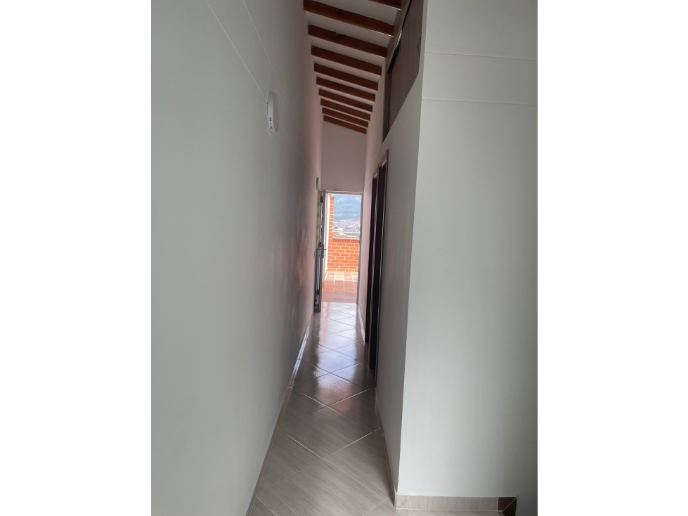 VENDEMOS APTO DUPLEX EN BELLO