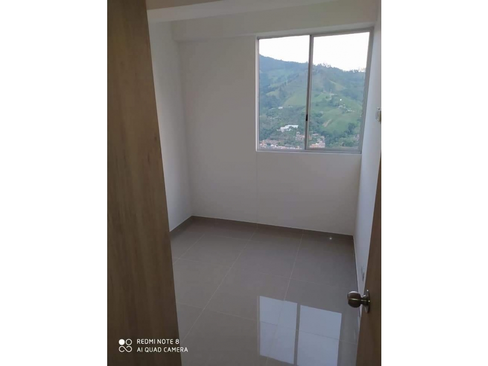 SE VENDE APARTAMENTO EN SABANETA