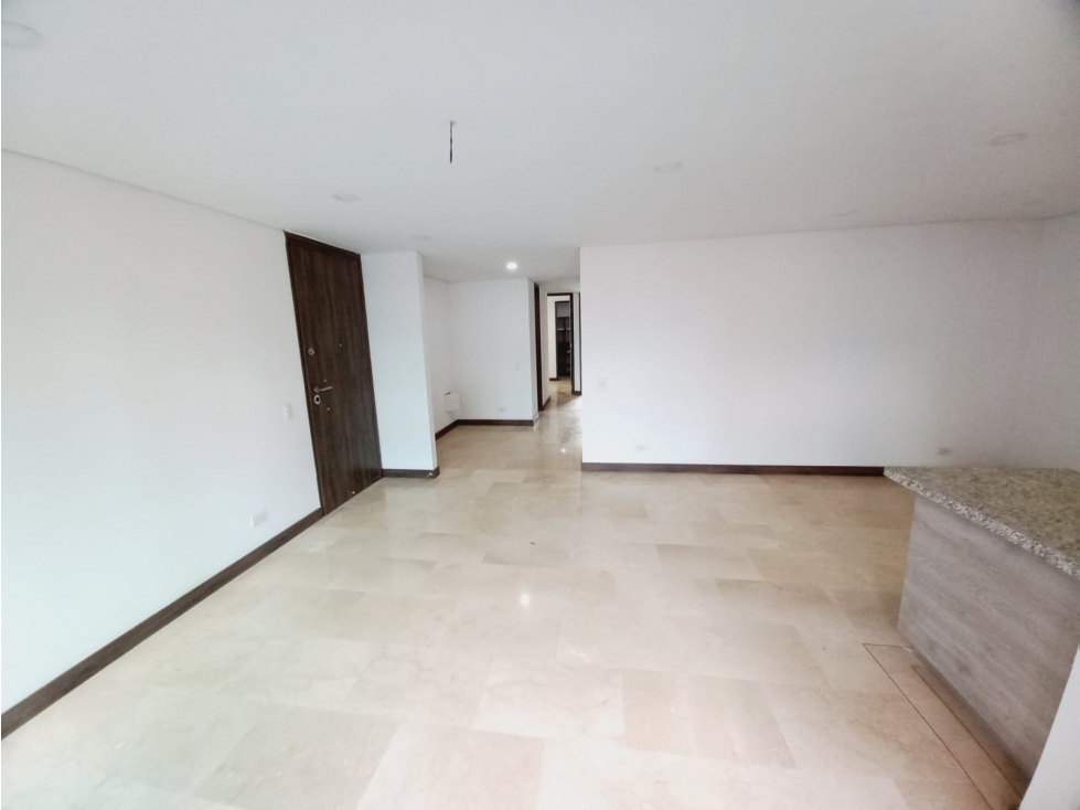 MODERNO APARTAMENTO EN LAURELES