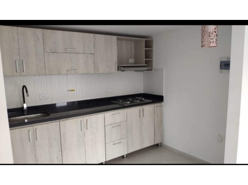 SE VENDE APARTAMENTO EN BELLO TRAPICHE