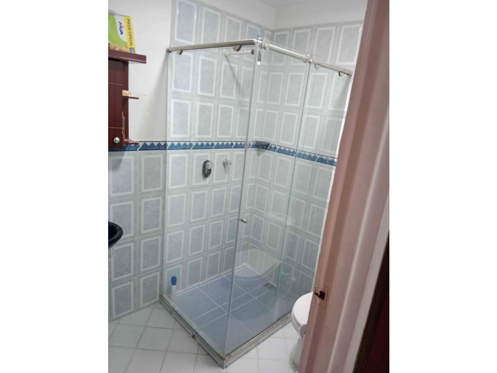 SE VENDE CASA EN CABAÑAS BELLO