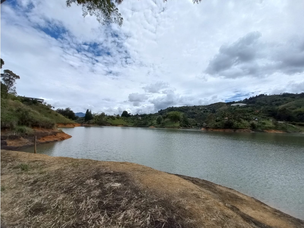 Venta de finca en El Peñol Antioquia