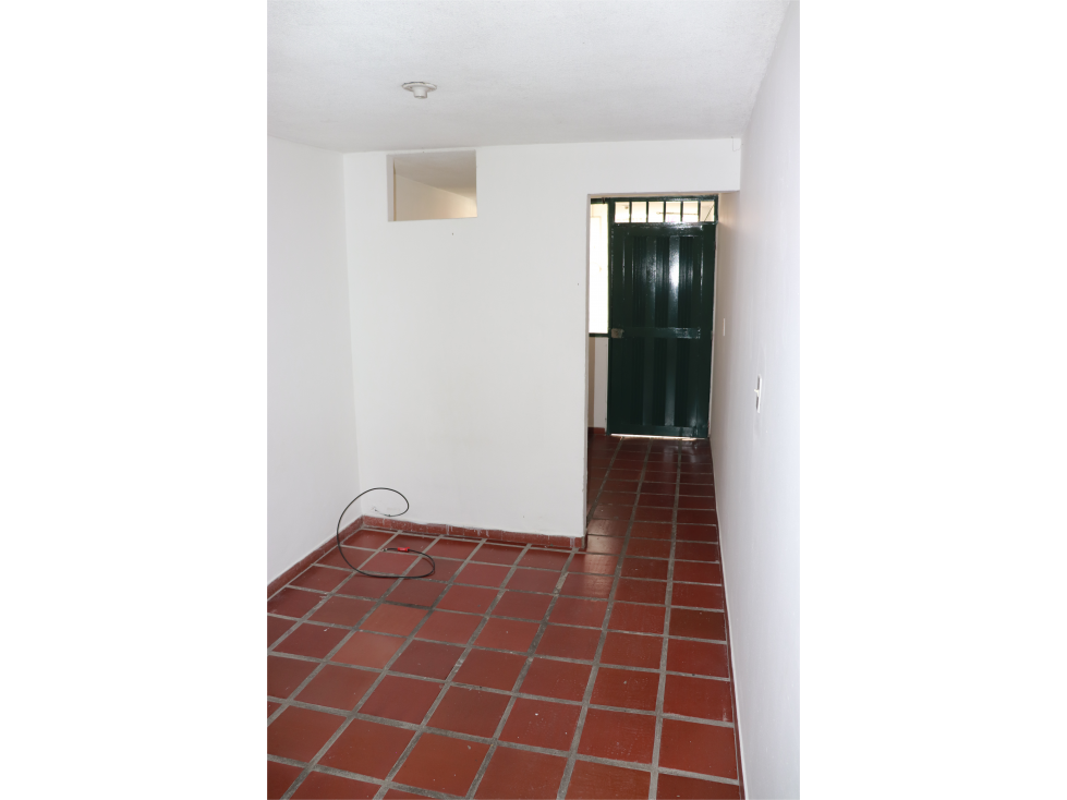 Casa En venta de tres pisos Barrio Nuevo Horizonte