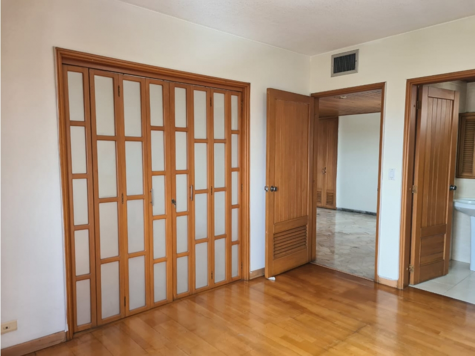 Venta de apartamento en Santa Monica Norte, Cali