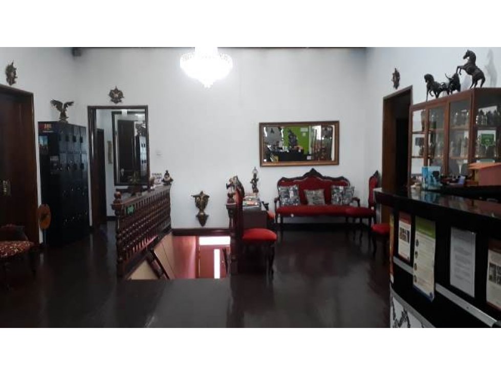 Venta casa con renta en Centro, Manizales. CODIGO 793015