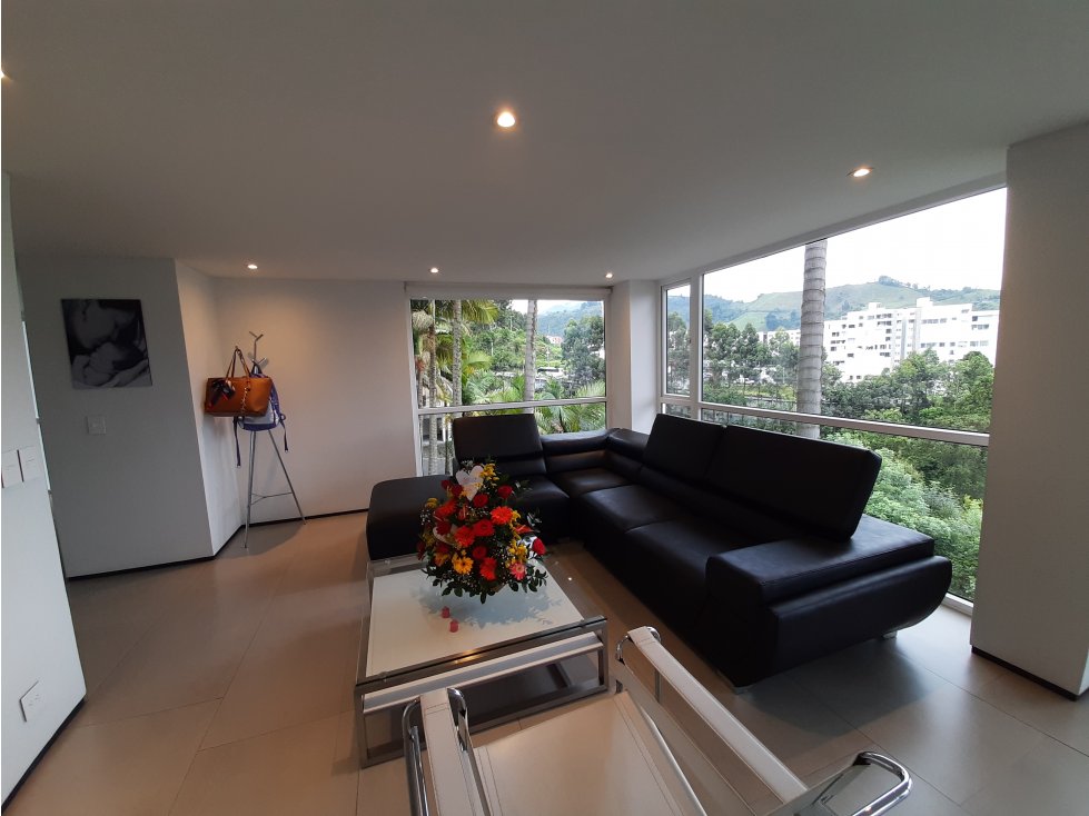 Venta Casa en Conjunto El Trébol, Manizales. Cod 5599151