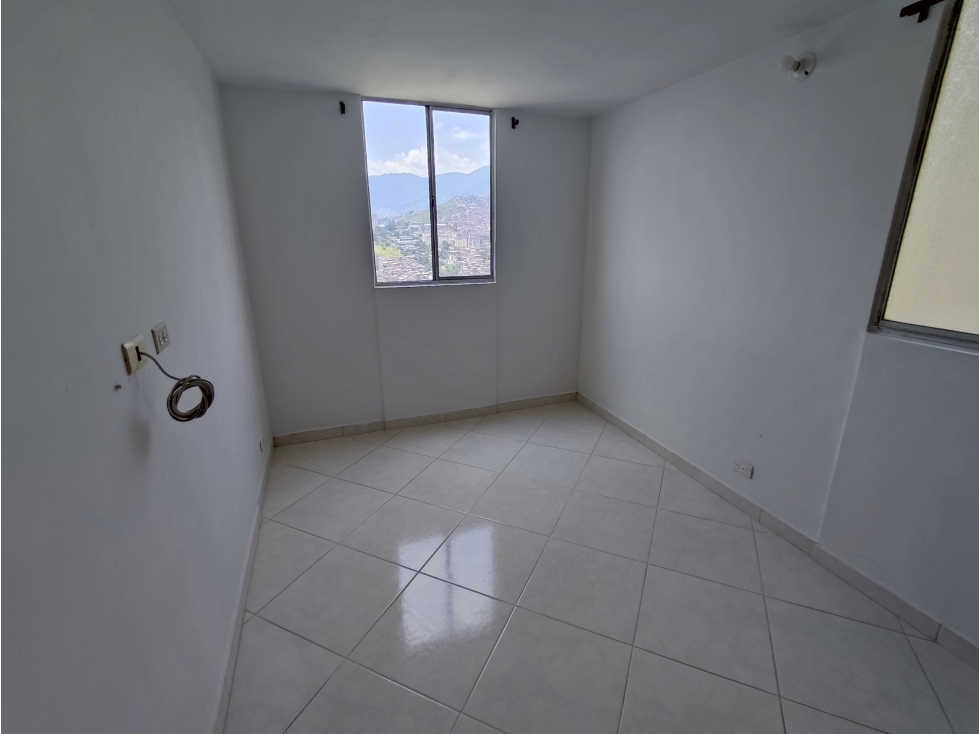 APARTAMENTO EN ARRIENDO EN ROBLEDO