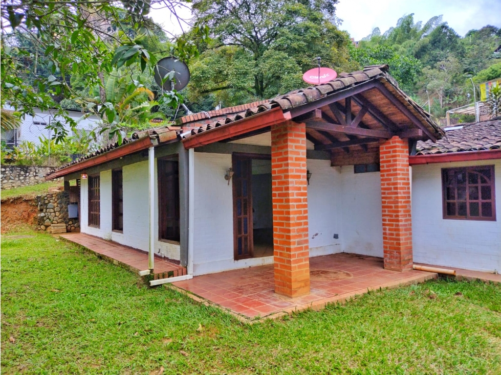 SE VENDE CASA FINCA AL SUR DE CALI, LA BUITRERA. A