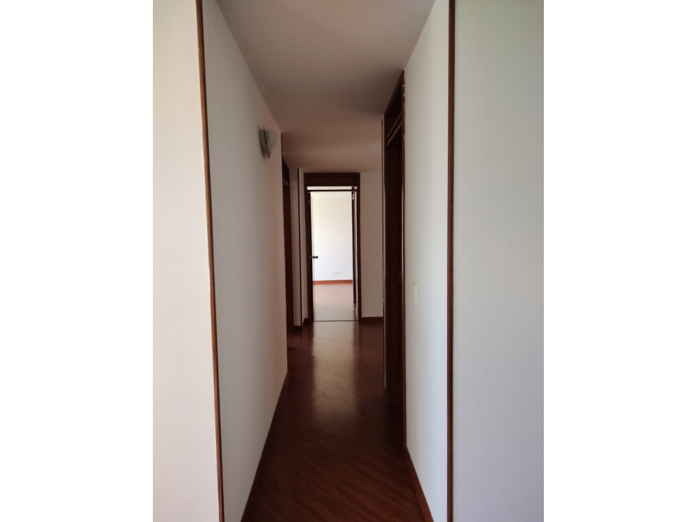 Se Vende Apto Cedritos 3 Habitaciones, 2 Parqueaderos y 2 Depósitos