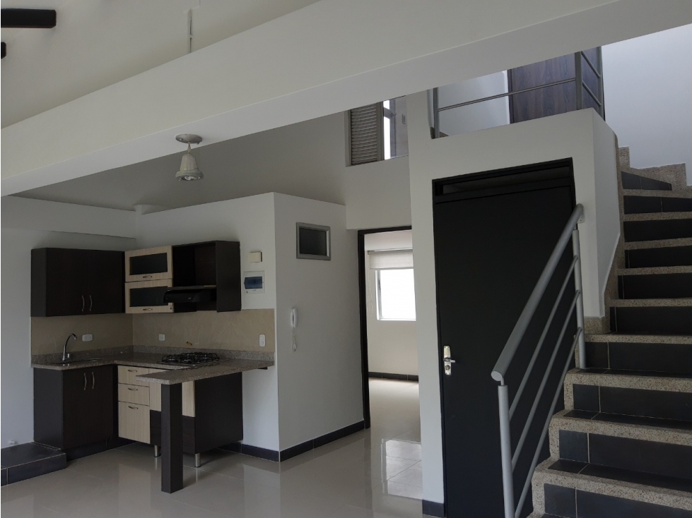 Venta de Apartamento Dúplex en Belén La Mota, Medellín