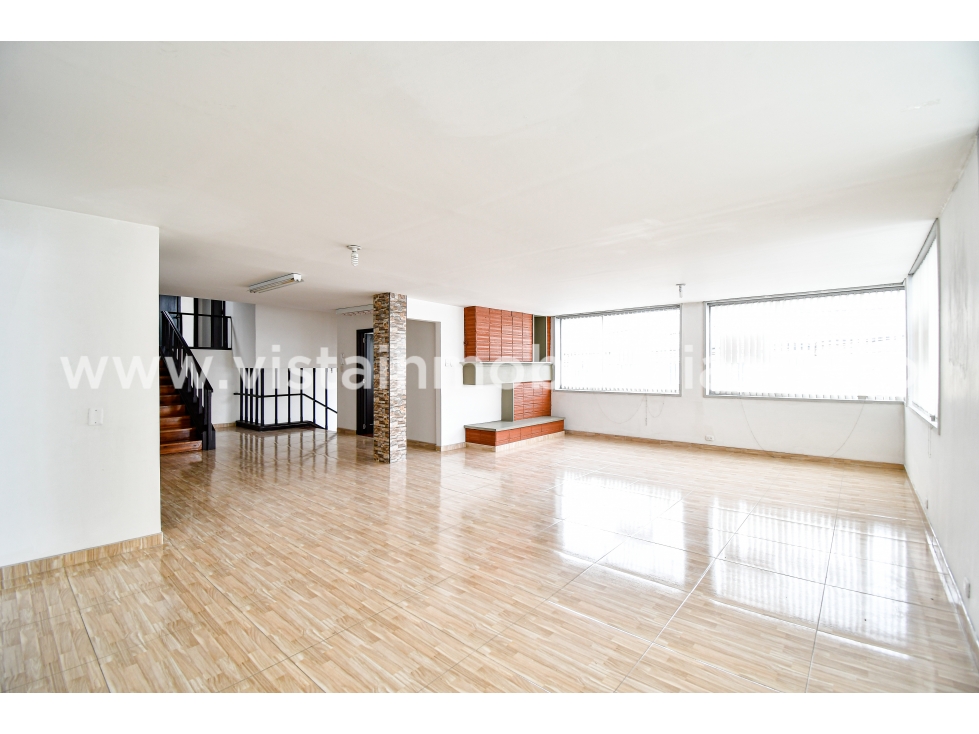 Arriendo Piso de Oficinas en el Sector  Avenida Paralela, Manizales