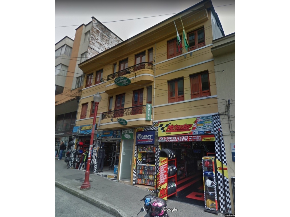 Venta Casa con Renta Centro de Manizales