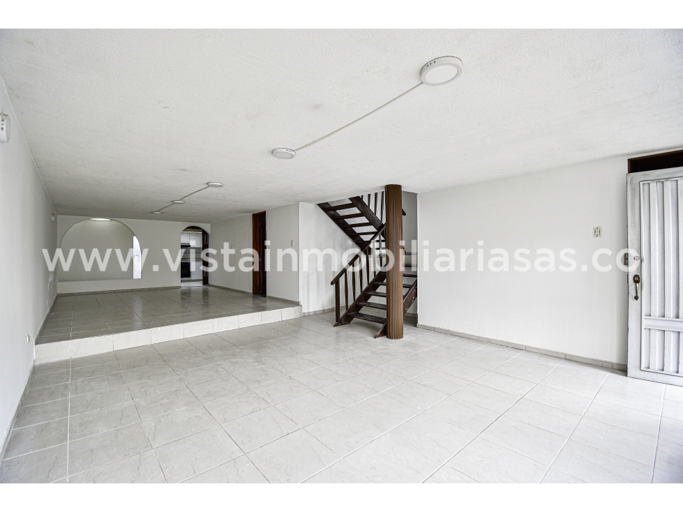 Arriendo Casa Sector la Rambla, Manizales