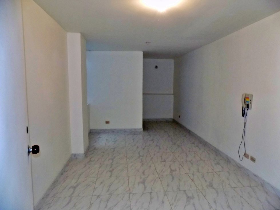 Arriendo Oficina/Consultorio Avenida Paralela