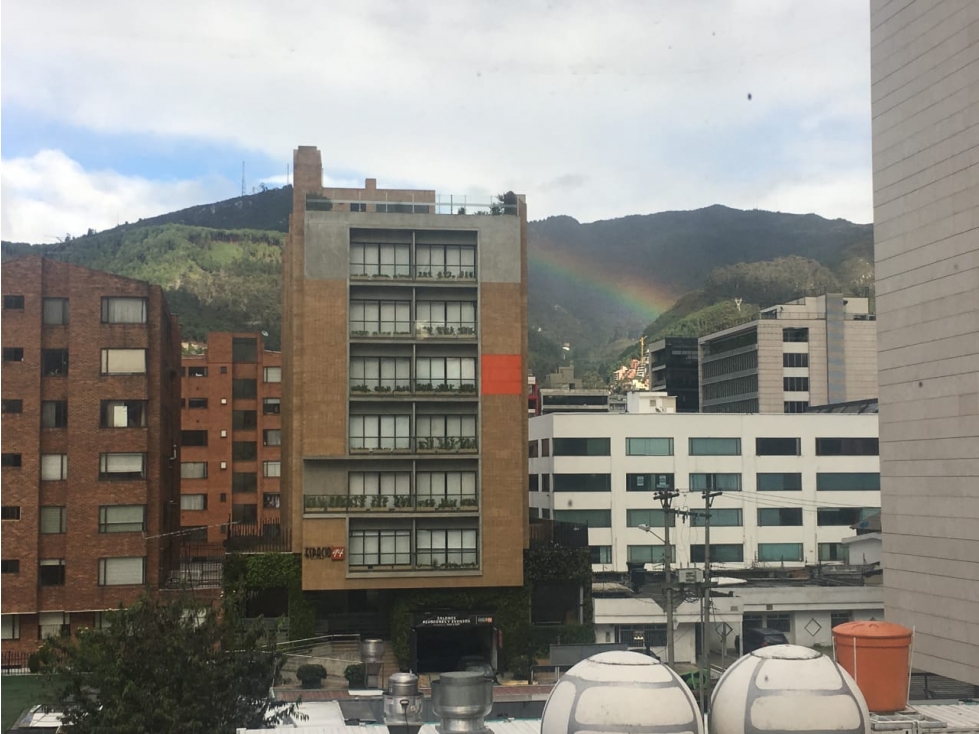 Bogota vendo apartamento para remodelar en chico 175 mts