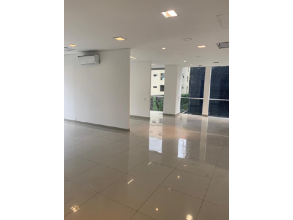 Bogota arriendo oficina chico area 95 mts